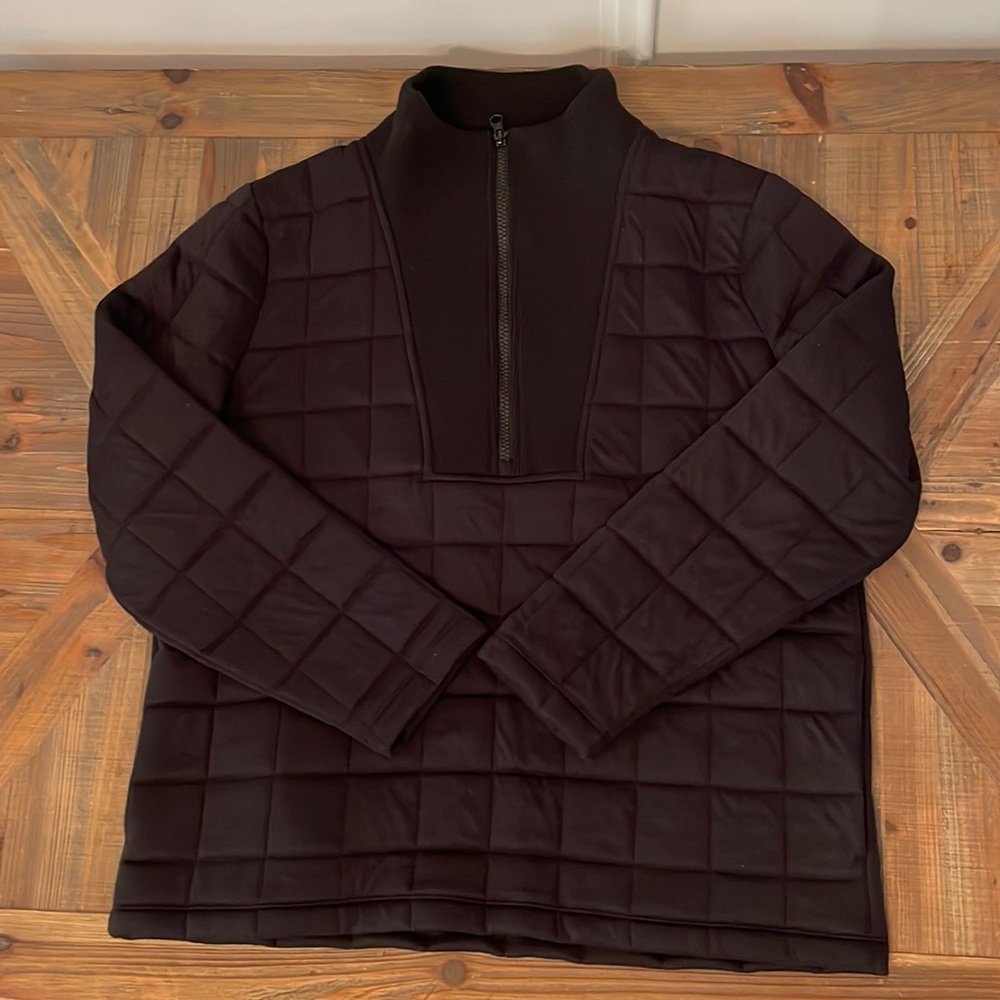 GapFit quilted quarter zip pullover with pockets